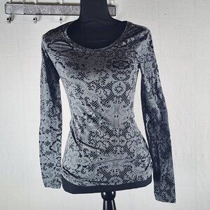 No Boundaries Black Gray Lace Print Cotton Span LS Crew Neck Top Size S 3-5